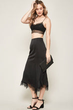 Load image into Gallery viewer, A Solid Woven Midi Skirt