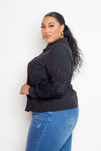 Load image into Gallery viewer, Blouse With Punched Sleeves