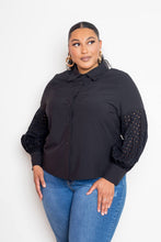 Load image into Gallery viewer, Blouse With Punched Sleeves