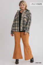 Load image into Gallery viewer, Plaid Collar Button Down Overshirt With Front Pockets