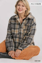 Load image into Gallery viewer, Plaid Collar Button Down Overshirt With Front Pockets