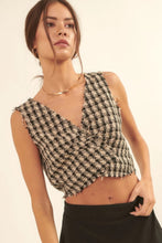 Load image into Gallery viewer, V Neckline Plaid Woven Vest