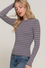 Load image into Gallery viewer, Long slv crew neck stripe sweater