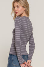 Load image into Gallery viewer, Long slv crew neck stripe sweater