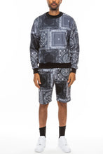 Load image into Gallery viewer, Mens Paisley Bandana Print Shorts