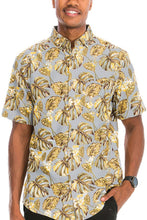 Load image into Gallery viewer, Hawaiian Print Button Down Shirt