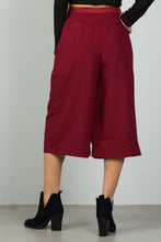 Load image into Gallery viewer, Ladies fashion burgundy pleat detail wide leg culottes