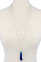 Load image into Gallery viewer, Tassel Pendant Necklace