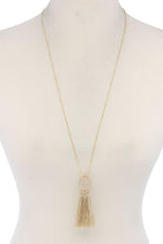 Load image into Gallery viewer, Teardrop Shape Tassel Pendant Necklace