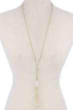 Load image into Gallery viewer, Cut Out Long Oval Bead Tassel Pendant Necklace