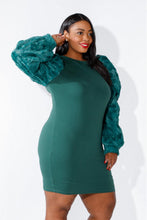 Load image into Gallery viewer, Faux Fur Power Shoulder Dress