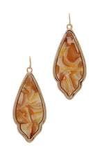 Load image into Gallery viewer, Acetate Moroccan Shape Drop Earring