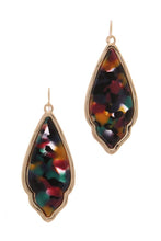 Load image into Gallery viewer, Acetate Moroccan Shape Drop Earring