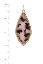 Load image into Gallery viewer, Acetate Moroccan Shape Drop Earring