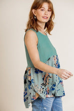 Load image into Gallery viewer, Sleeveless Waffle Knit Round Neck Tank Top