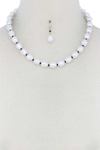 Load image into Gallery viewer, Pearl Bead Necklace