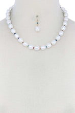 Load image into Gallery viewer, Pearl Bead Necklace