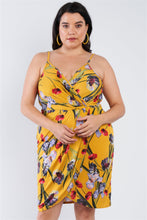 Load image into Gallery viewer, Plus Size Floral Surplice Tulip Mini Dress