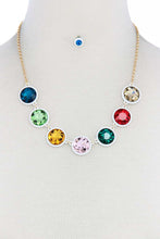 Load image into Gallery viewer, Round Shape Necklace
