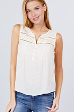 Load image into Gallery viewer, Sleeveless Front Pleats Detail W/button Woven Top