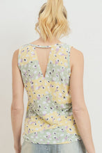 Load image into Gallery viewer, Printed Terry Back Opened Sleeveless Top