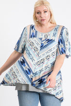 Load image into Gallery viewer, Short Sleeve Aztec Patterned Layered Top