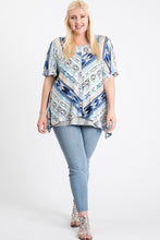 Load image into Gallery viewer, Short Sleeve Aztec Patterned Layered Top