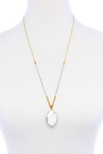 Load image into Gallery viewer, Designer Fashion Beaded And Stone Pendant Necklace