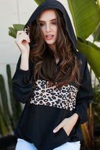 Load image into Gallery viewer, Contrast Leopard Print Front Zipper Up Kangaroo Pocket Windbreaker Hoodie