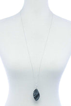 Load image into Gallery viewer, Fashion Oval Stone Pendant Long Necklace