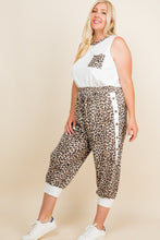 Load image into Gallery viewer, Plus Size Animal Print French Terry Cropped Jogger Pants