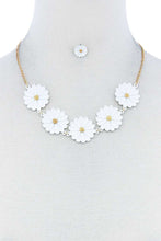 Load image into Gallery viewer, Fashion Cute Multi Tender Flower Necklace And Earring Set
