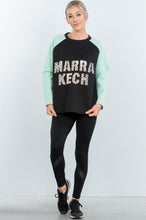 Load image into Gallery viewer, Contrast Sleeve Curved Hem Sweater