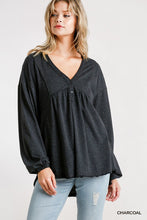 Load image into Gallery viewer, Confetti Detailed Long Puff Sleeve Babydoll Top With Button Front And Raw Hem