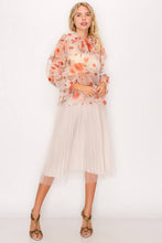 Load image into Gallery viewer, Floral Print Ruffled Organza Top