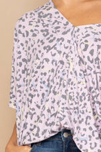 Load image into Gallery viewer, Leopard And Letter Printed Knit Top