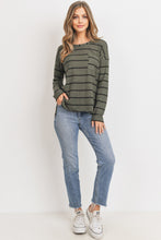 Load image into Gallery viewer, Striped Front Pocket Round Collar
