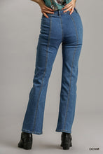 Load image into Gallery viewer, Panel Straight Cut Denim Jeans With Pockets