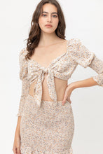 Load image into Gallery viewer, Front Tie Woven Printed Top