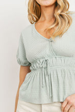 Load image into Gallery viewer, Front Tie Cut Edge Top