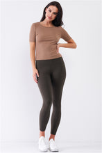 Load image into Gallery viewer, Light Ribbed Crew Neck Short Sleeve Basic Tee