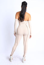 Load image into Gallery viewer, Overlock Detailed Cross Halter Keyhole Neck Off Shoulder Set