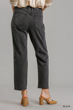 Load image into Gallery viewer, 5 Pockets Non-stretch Straight Cut Distressed Denim Jeans With Raw Hem
