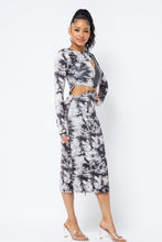 Load image into Gallery viewer, Tie Dye Long Sleeve Midi Dress