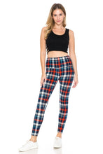 Load image into Gallery viewer, 5-inch Long Yoga Style Banded Lined Tie Dye Printed Knit Legging With High Waist.