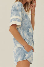 Load image into Gallery viewer, A Star-pattern Tie-dye Knit Top