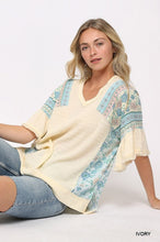 Load image into Gallery viewer, Texture Knit And Print Mixed Hi Low Hem Top