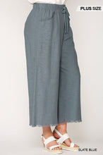Load image into Gallery viewer, Frayed Wide Leg Pants With Pockets
