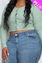 Load image into Gallery viewer, Plus Size Button Up Cropped Top
