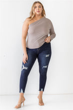 Load image into Gallery viewer, Plus Mocha Textured One Shoulder Top